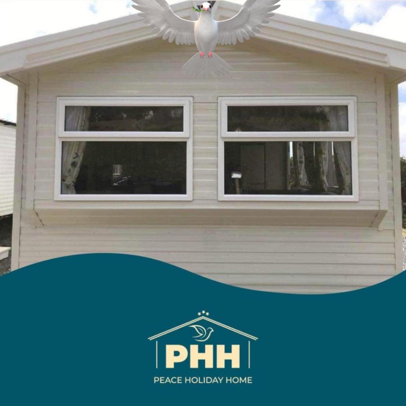 Exclusive 3 Bedroom Caravan, Sleeps 8 People At Parkdean Newquay Holiday Park, Cornwall, Uk Экстерьер фото